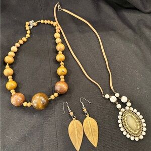 Elegant Gold and Brown Beaded Necklace Set